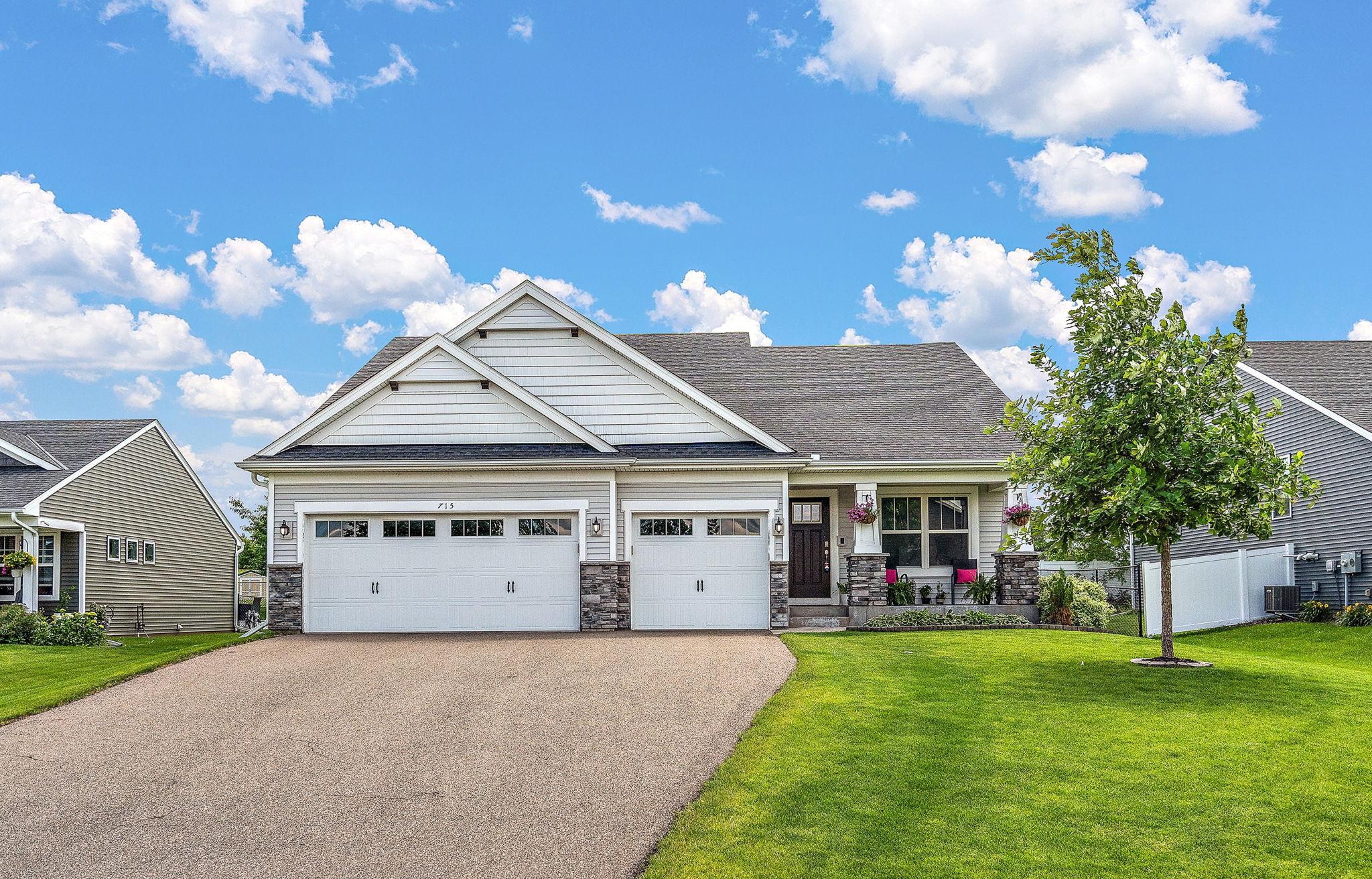 715 Boulder Pass Street — photo