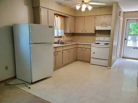 376 4th Street E 10, Halstad, MN 56548 — photo 2