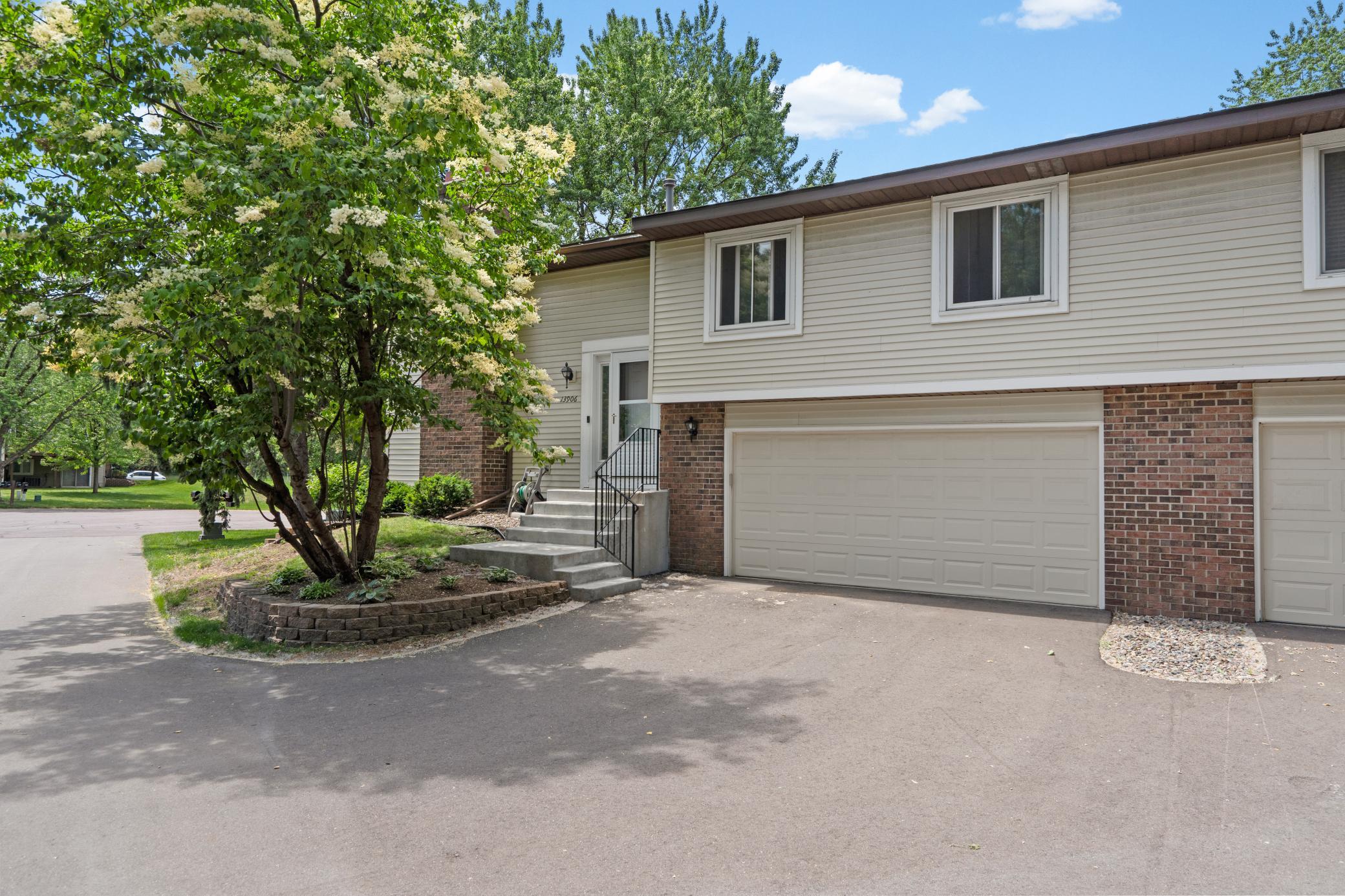 13906 Herald Way — photo
