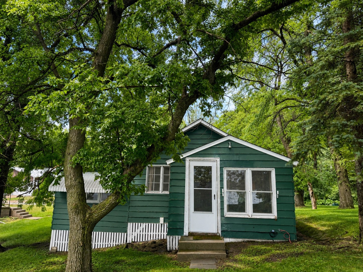 21 N Beaver Lake Road — photo