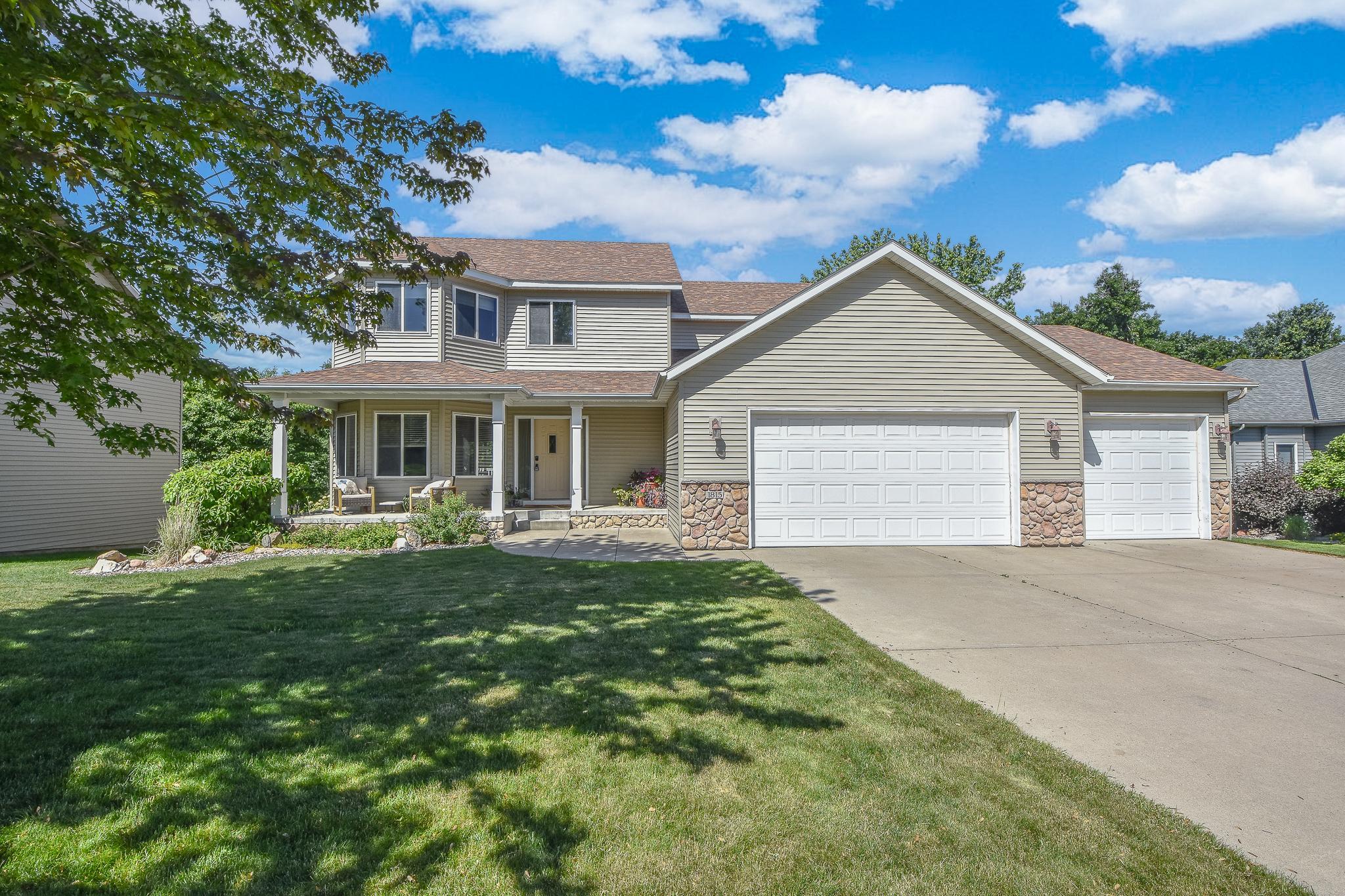 1815 Star Drive — photo