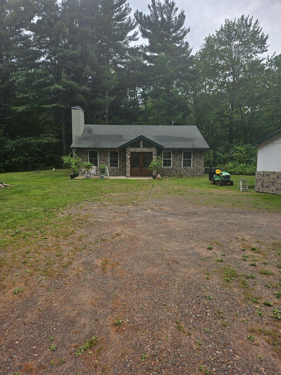 21039 Cedar Creek Road — photo