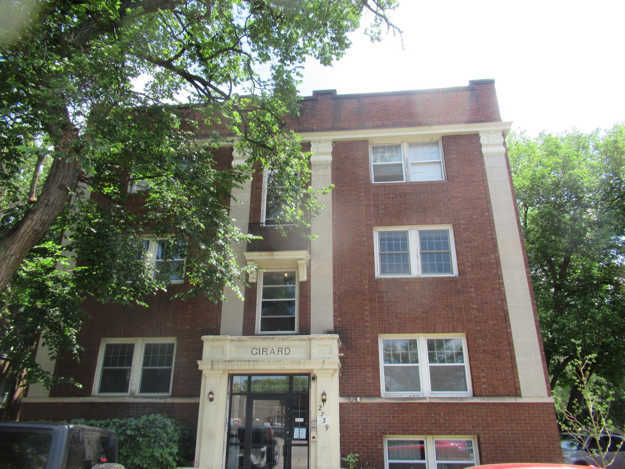 2739 Girard Avenue S 101 — photo
