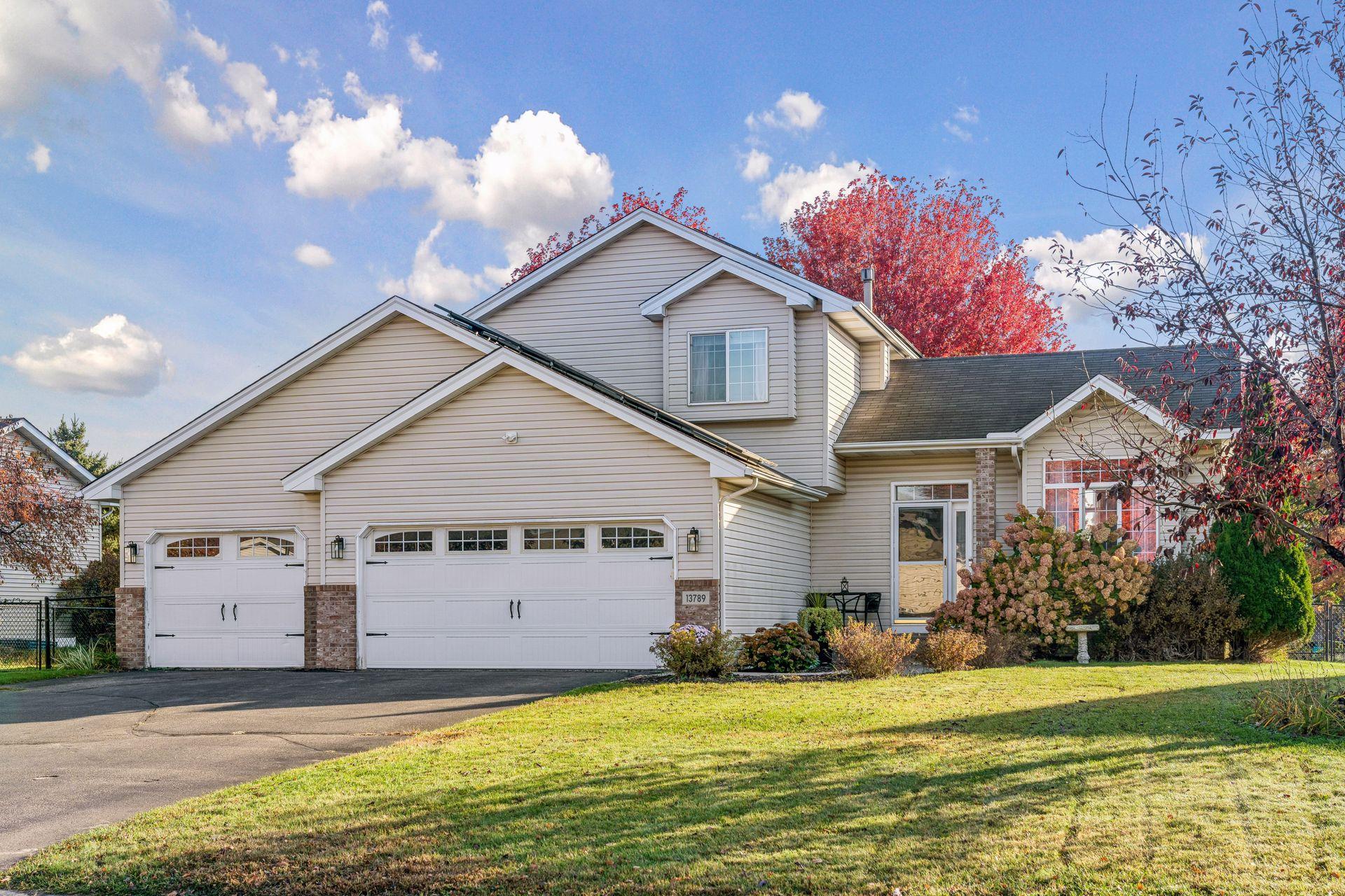 13789 Goldenrod Street NW — photo