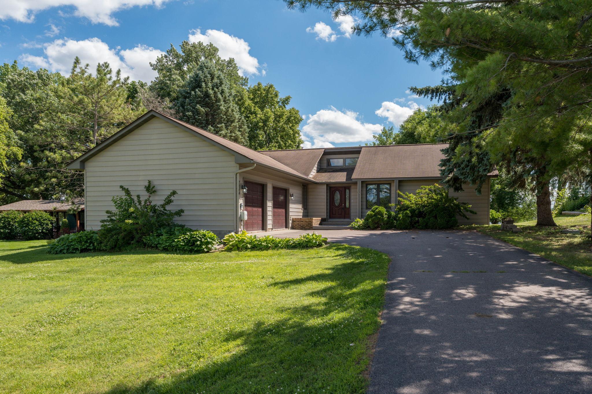 7044 Da Mar Estate — photo