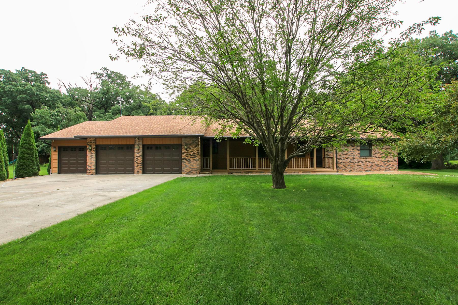 19634 Skyview Circle — photo