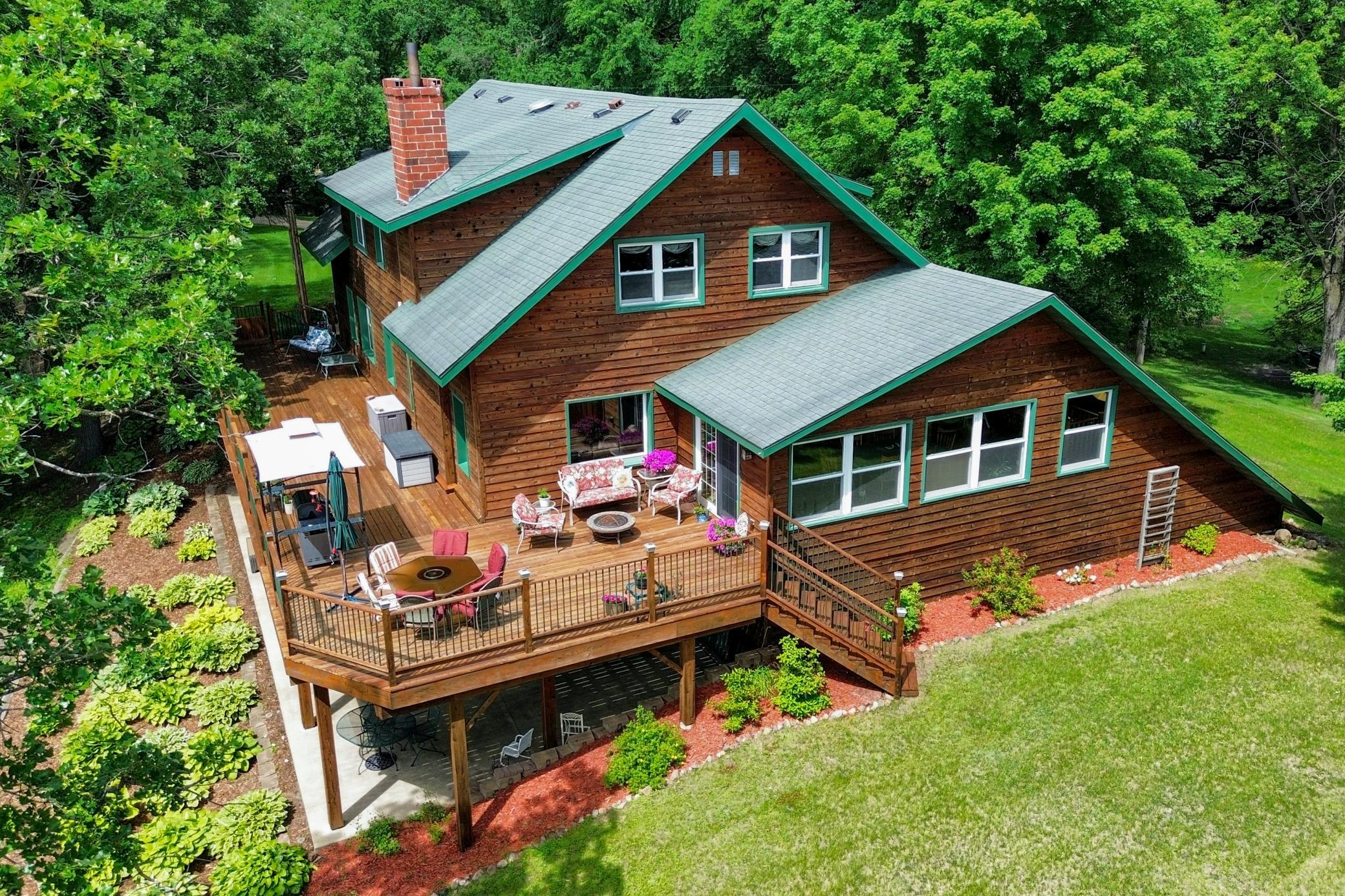 15928 Lake Koronis Road — photo