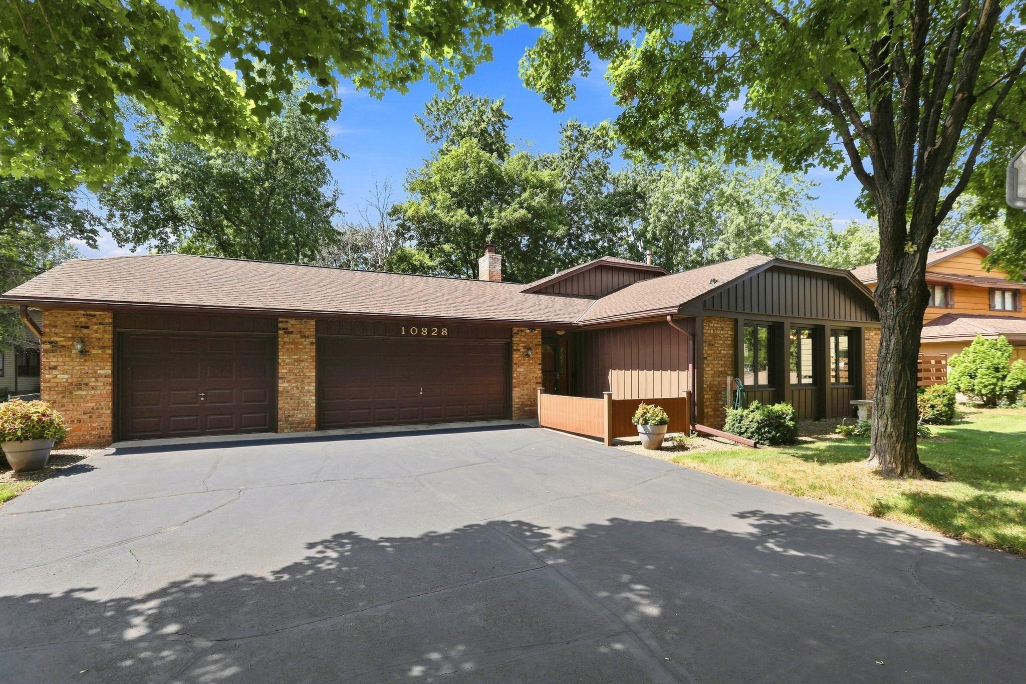 10828 Butternut Street NW — photo