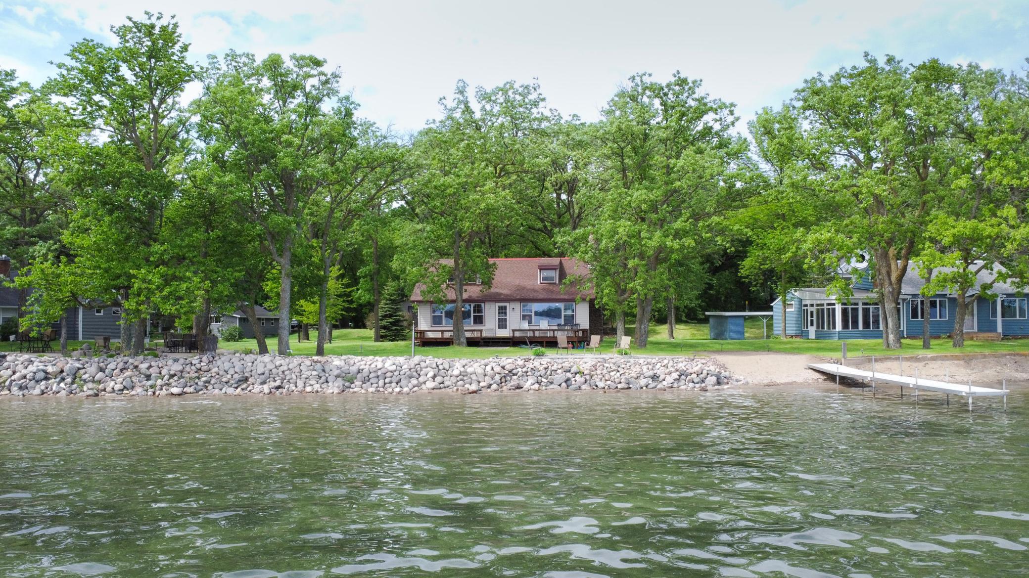 22548 Senns Beach Drive — photo