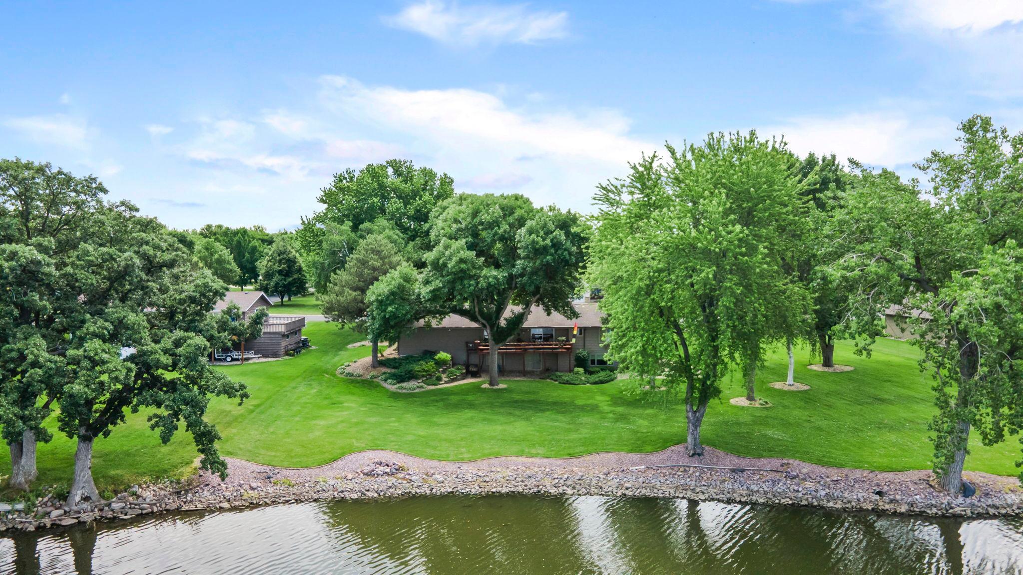 830 Lakewood Drive SW — photo