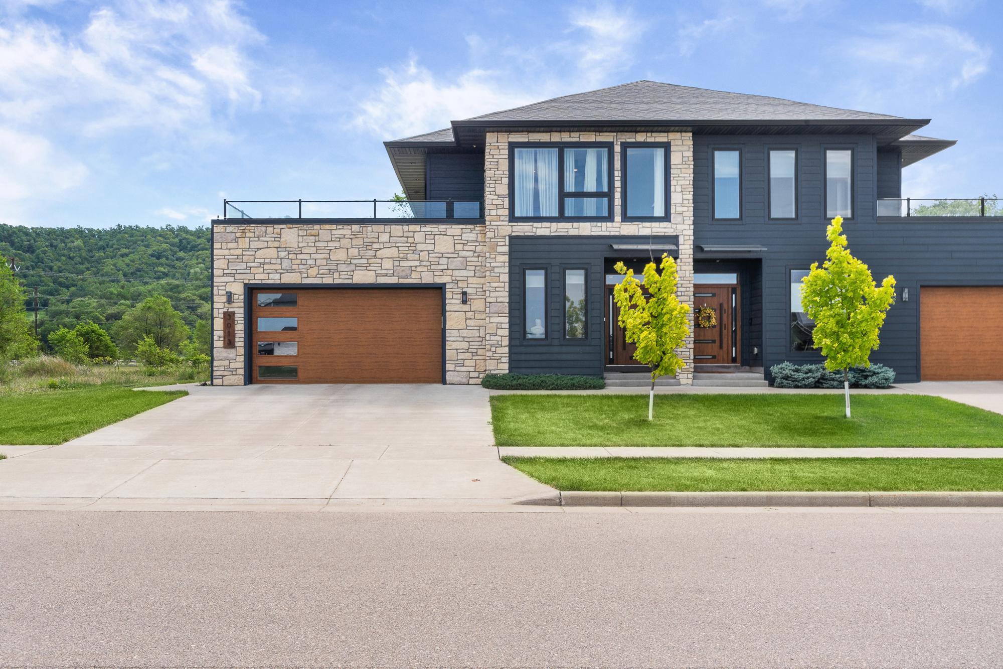 3013 Red Clover Street — photo