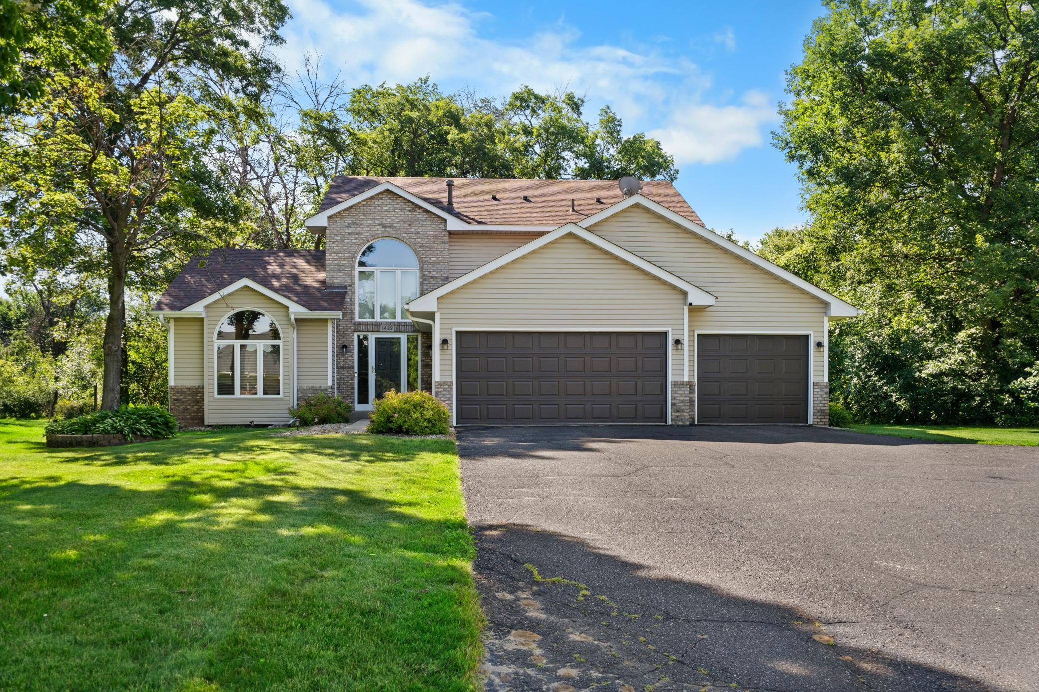 1432 Cloud Drive NE — photo