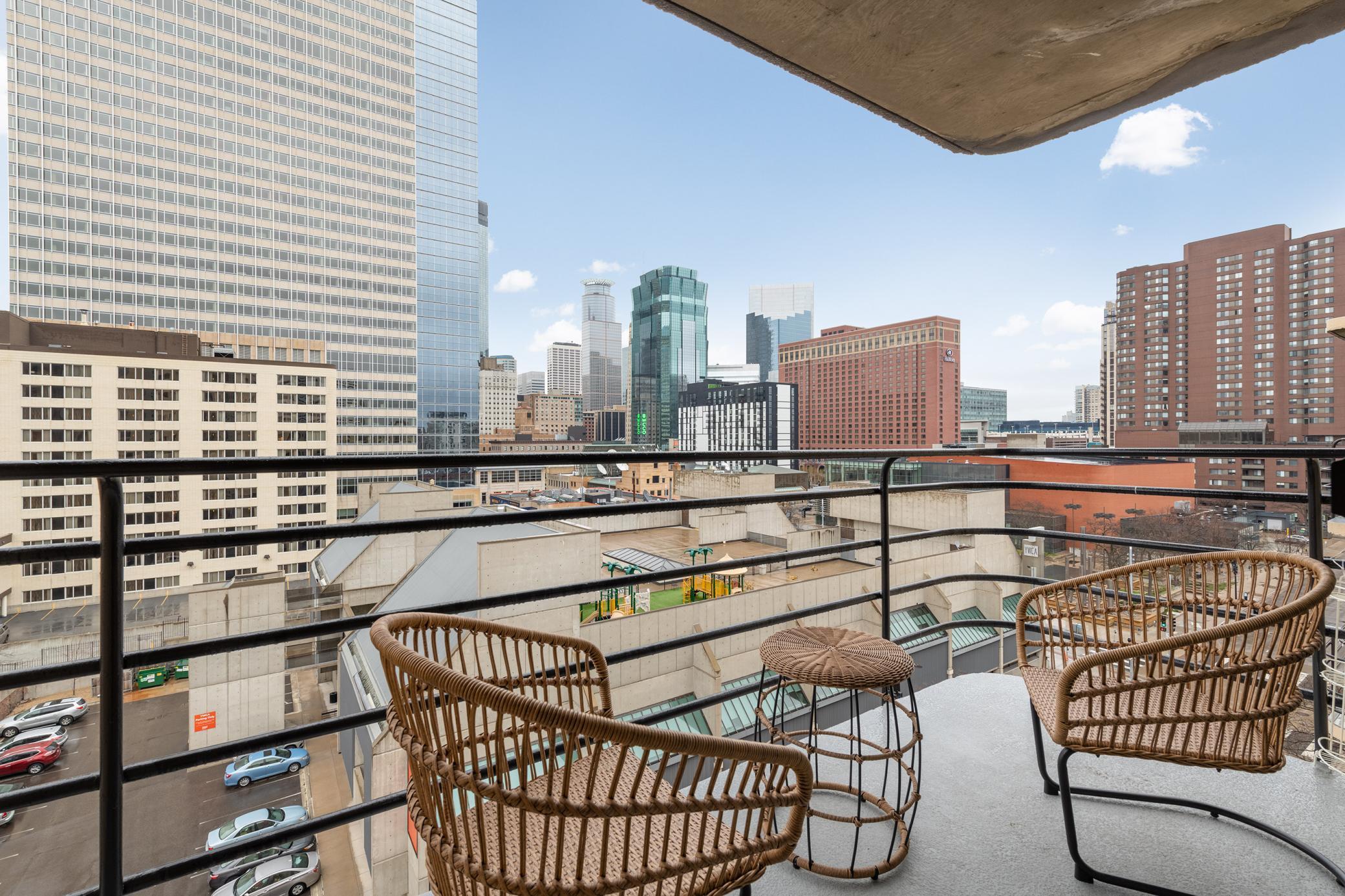 1200 Nicollet Mall 914 — photo