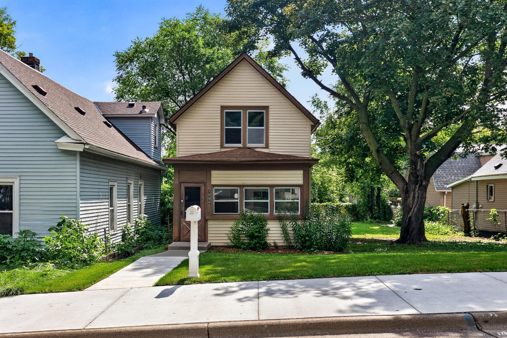 1094 Kent Street — photo