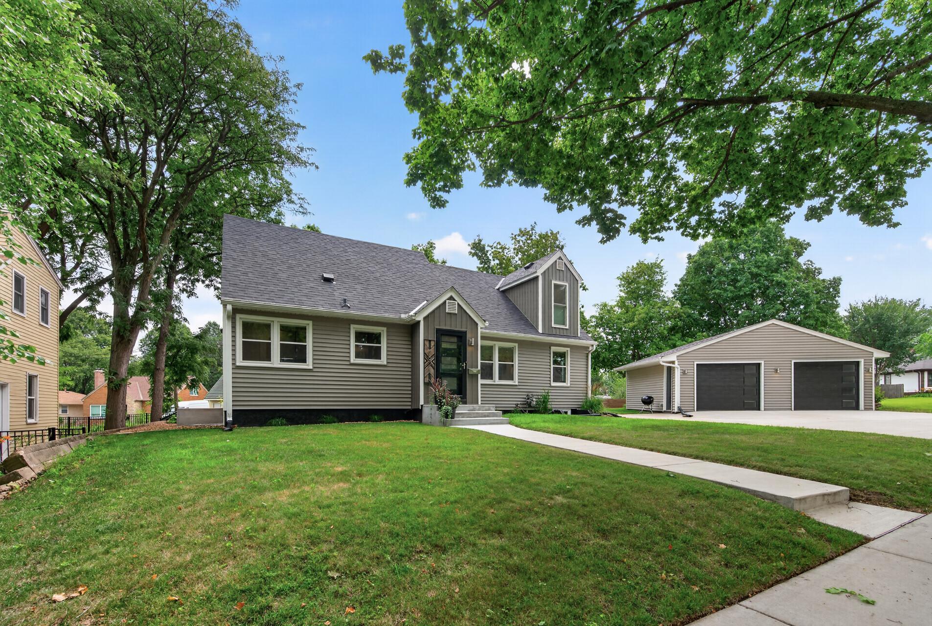 2605 Garfield Street NE — photo
