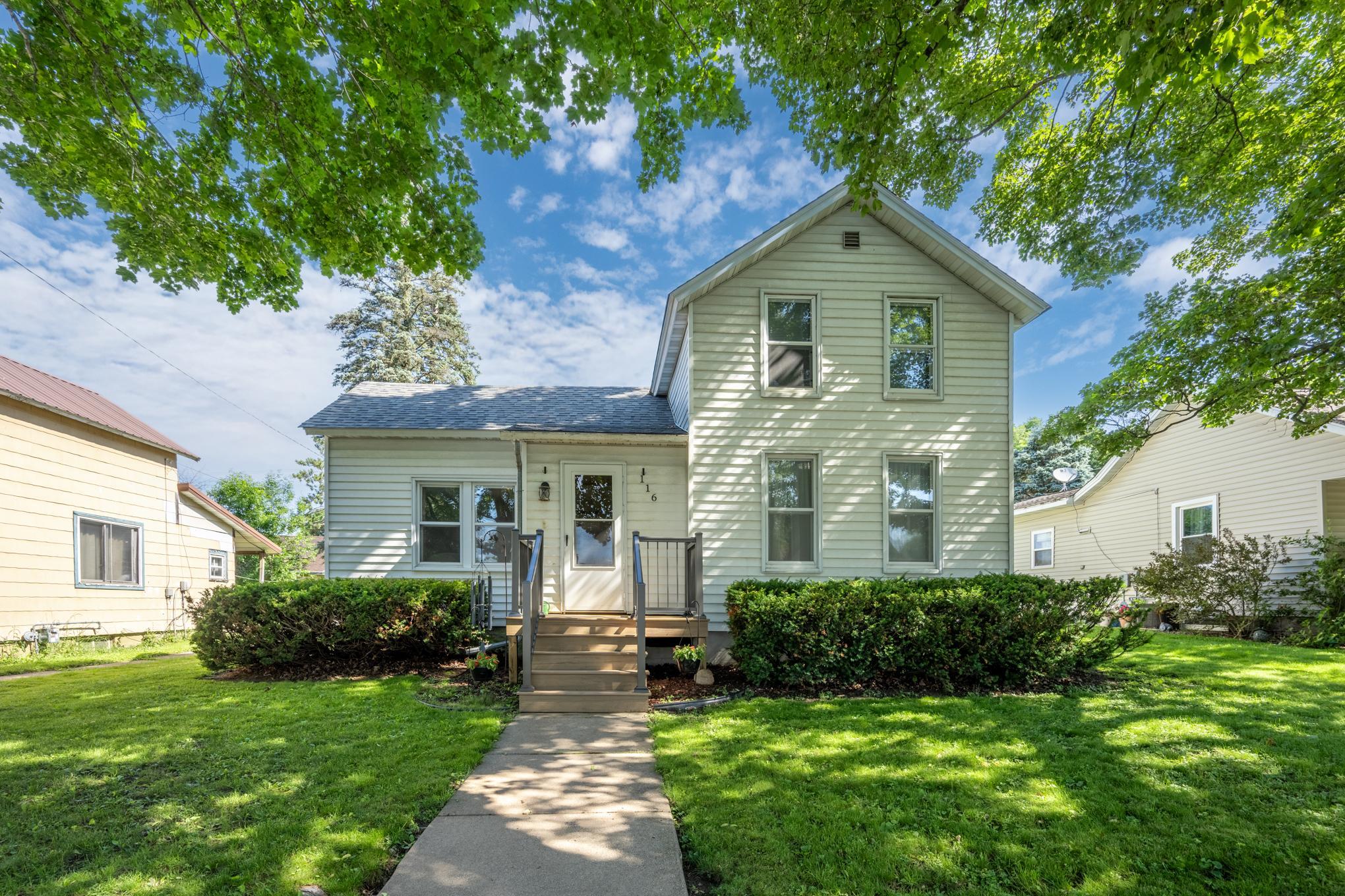 116 E Elm Street — photo