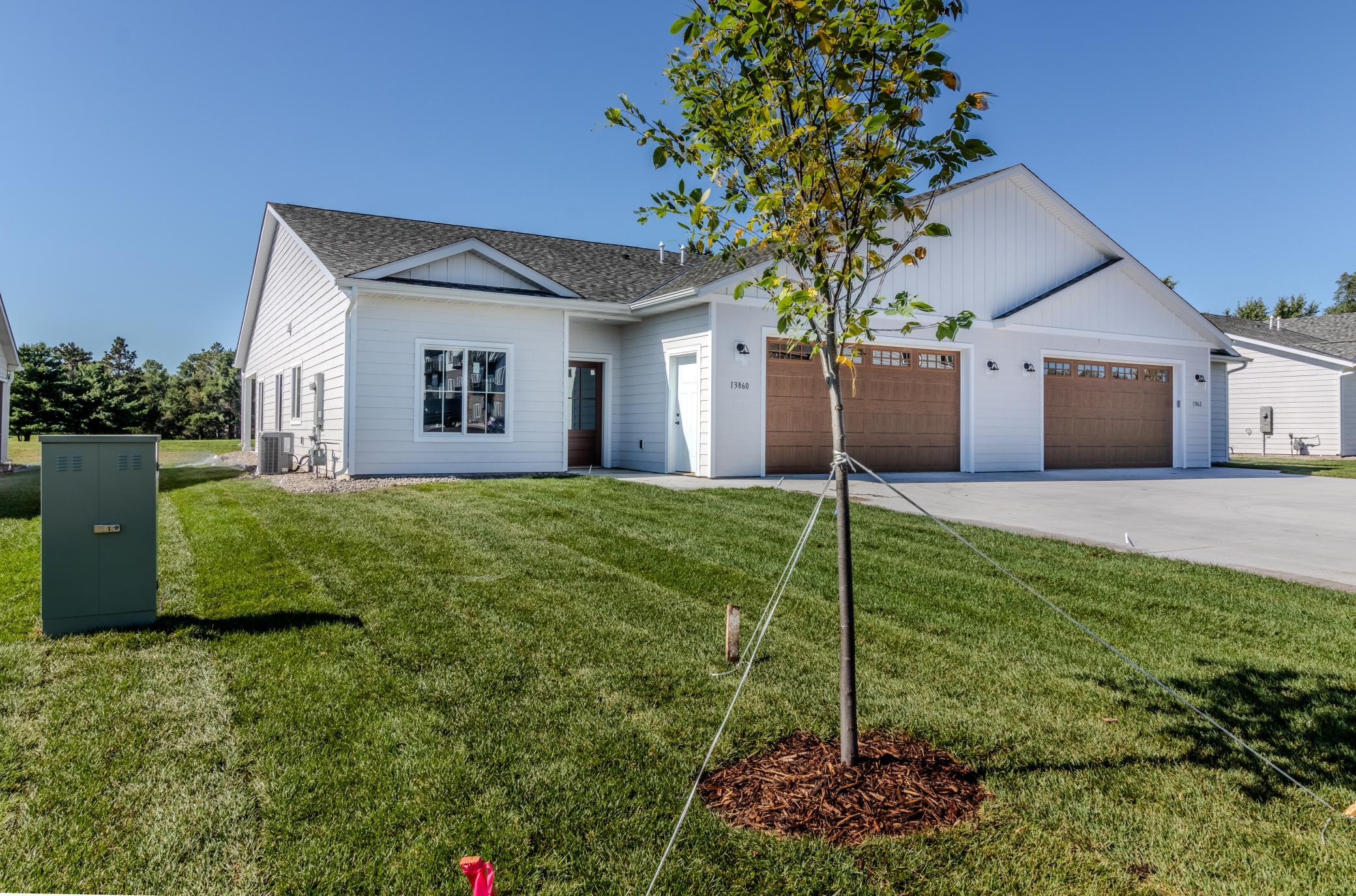 13860 Birdie Lane SE — photo