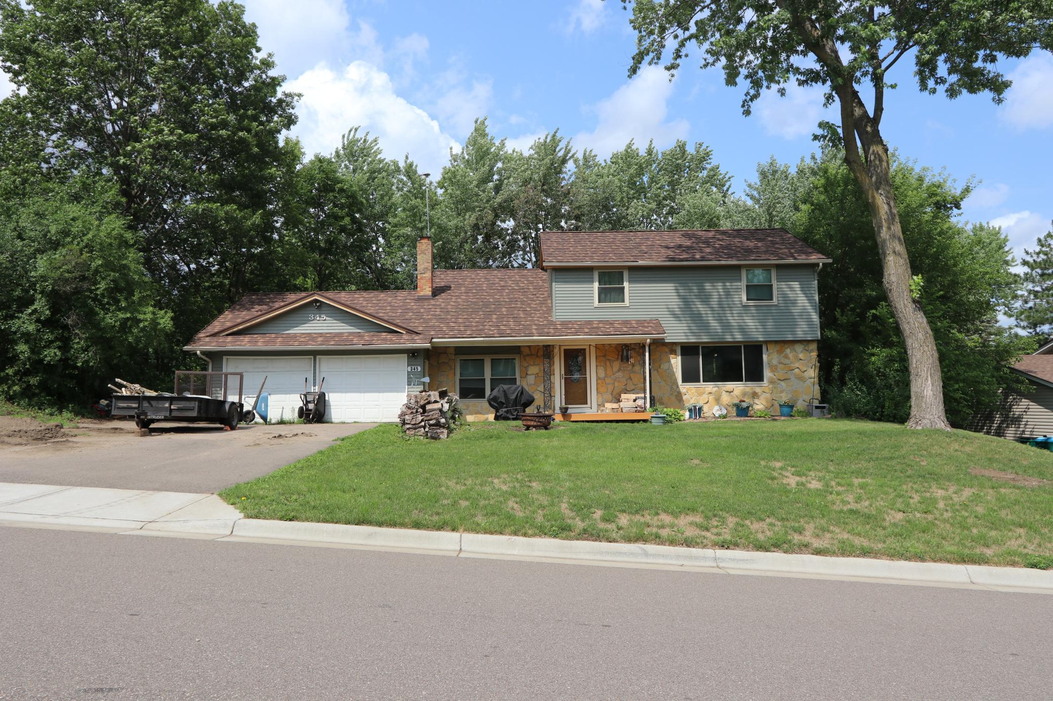345 Walnut Lane — photo