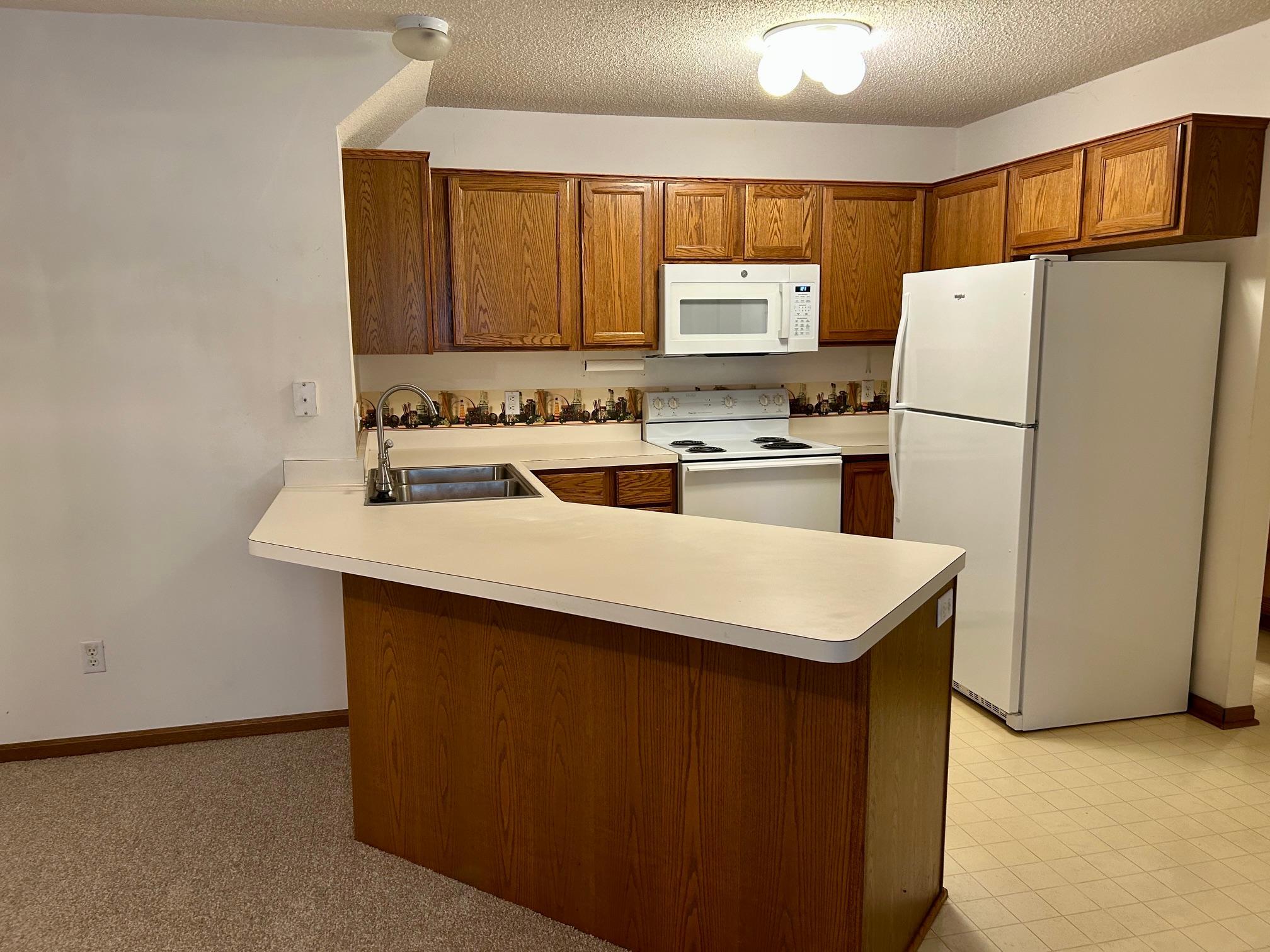 1729 Riverwood Drive 64 — photo