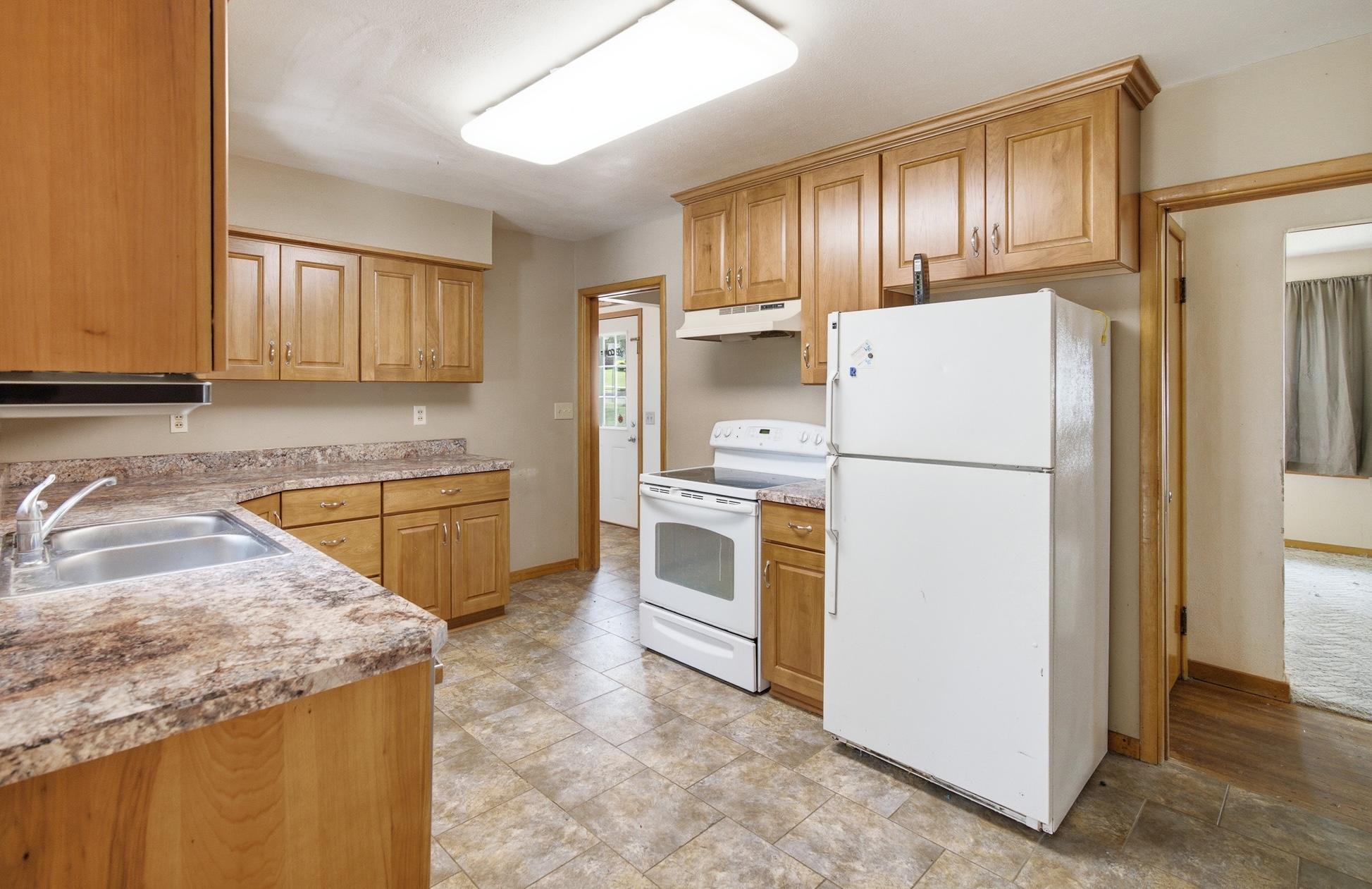 316 Silver Street W, Mapleton, MN 56065 — photo 2