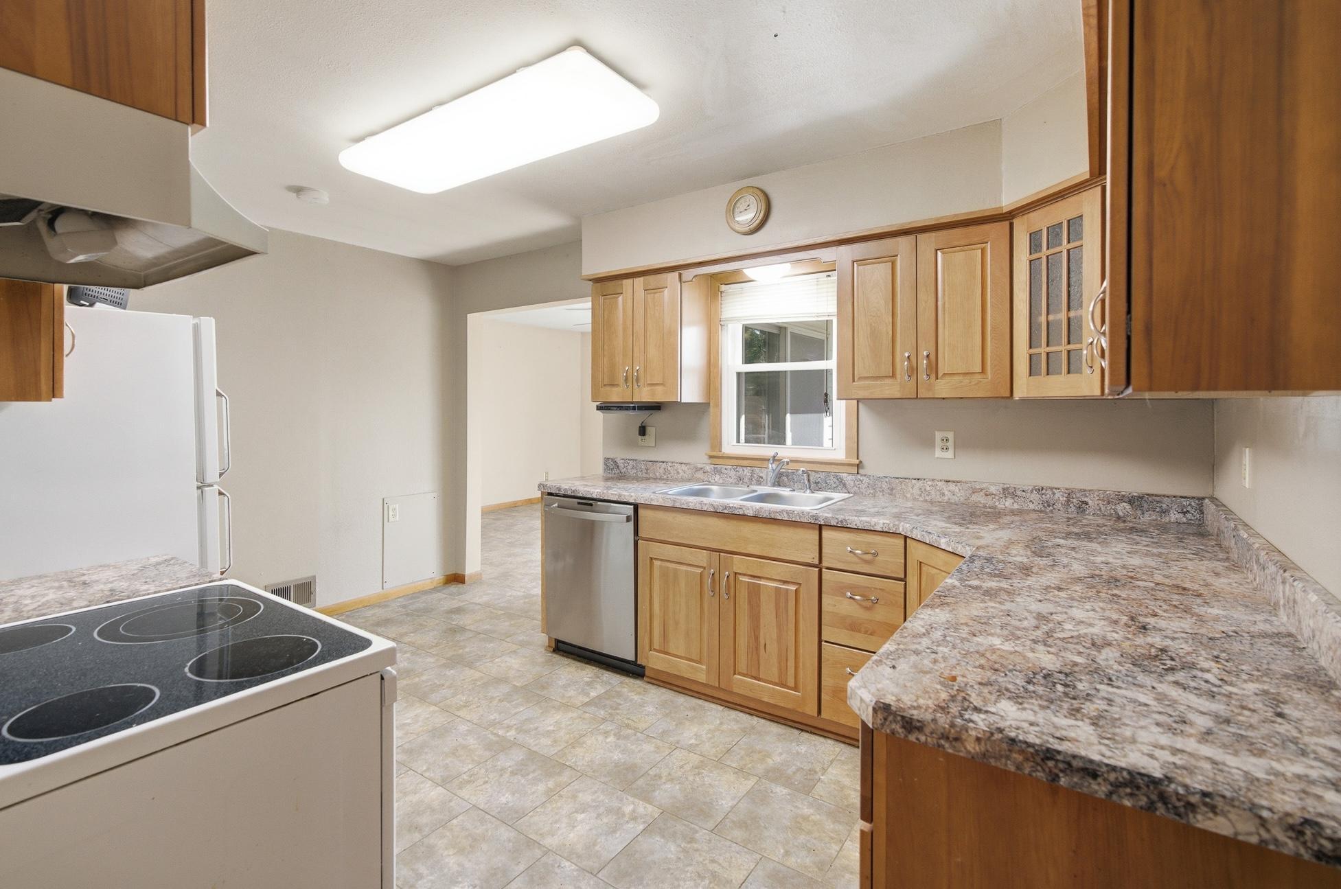 316 Silver Street W, Mapleton, MN 56065 — photo 3