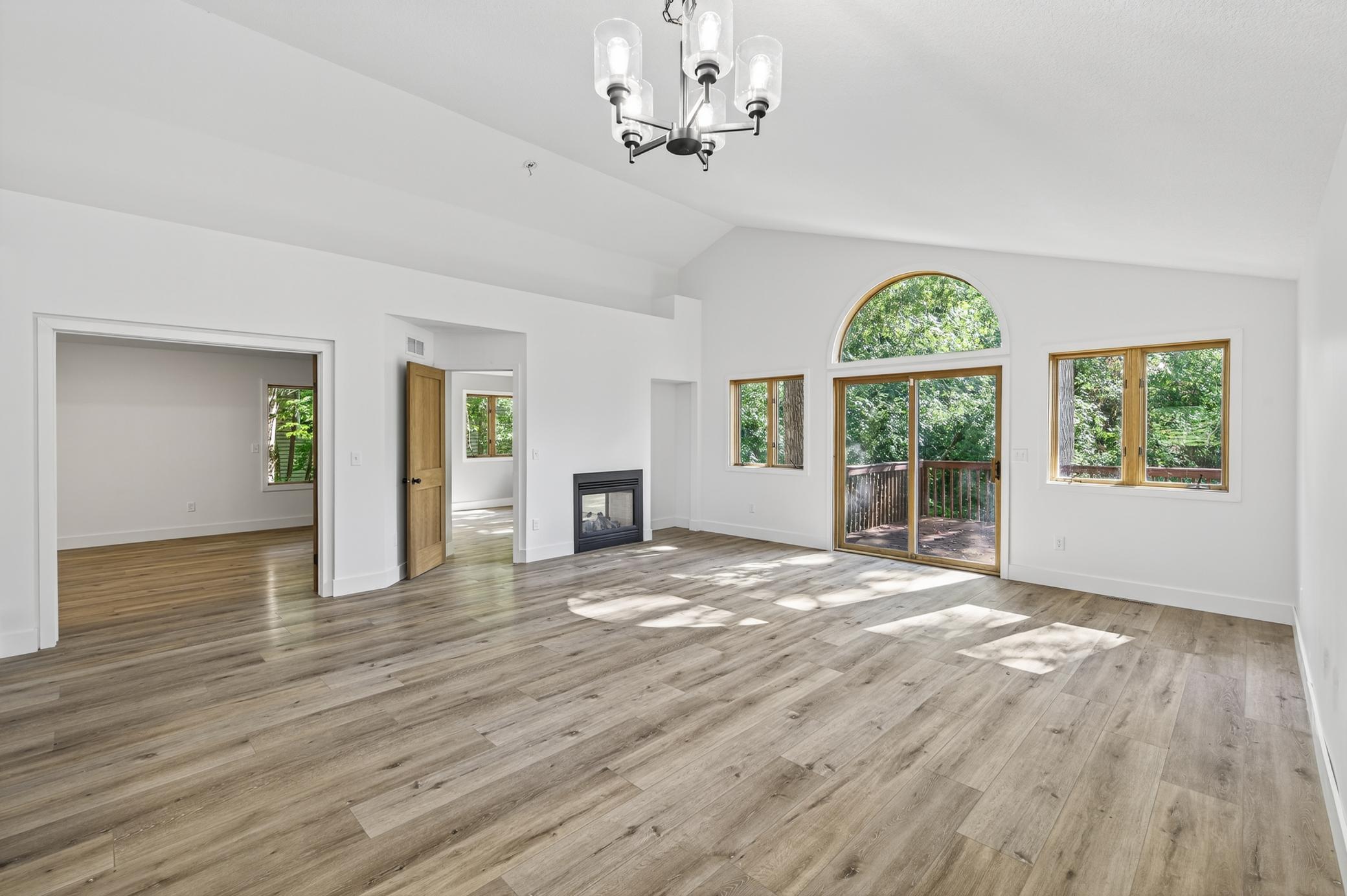 15153 Cates Lake Drive — photo