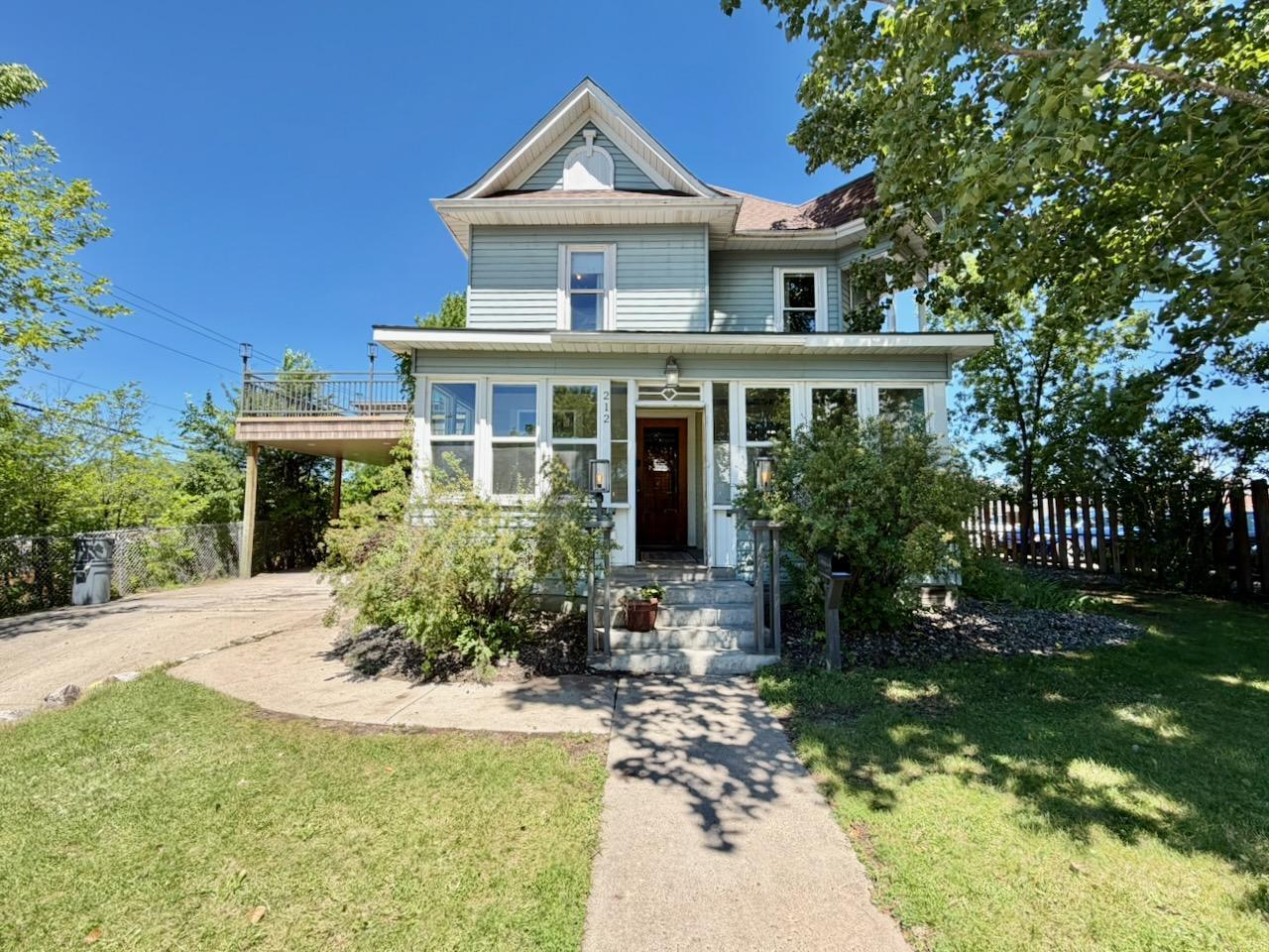 212 W Junius Avenue — photo
