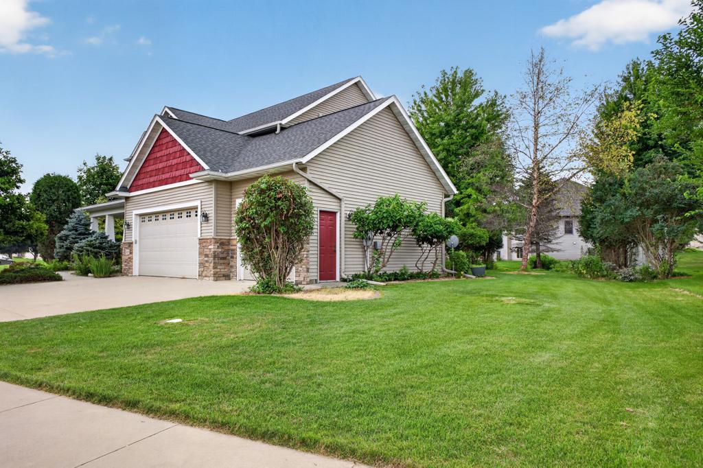3655 Stone Point Drive NE, Rochester, MN 55906 — photo 3