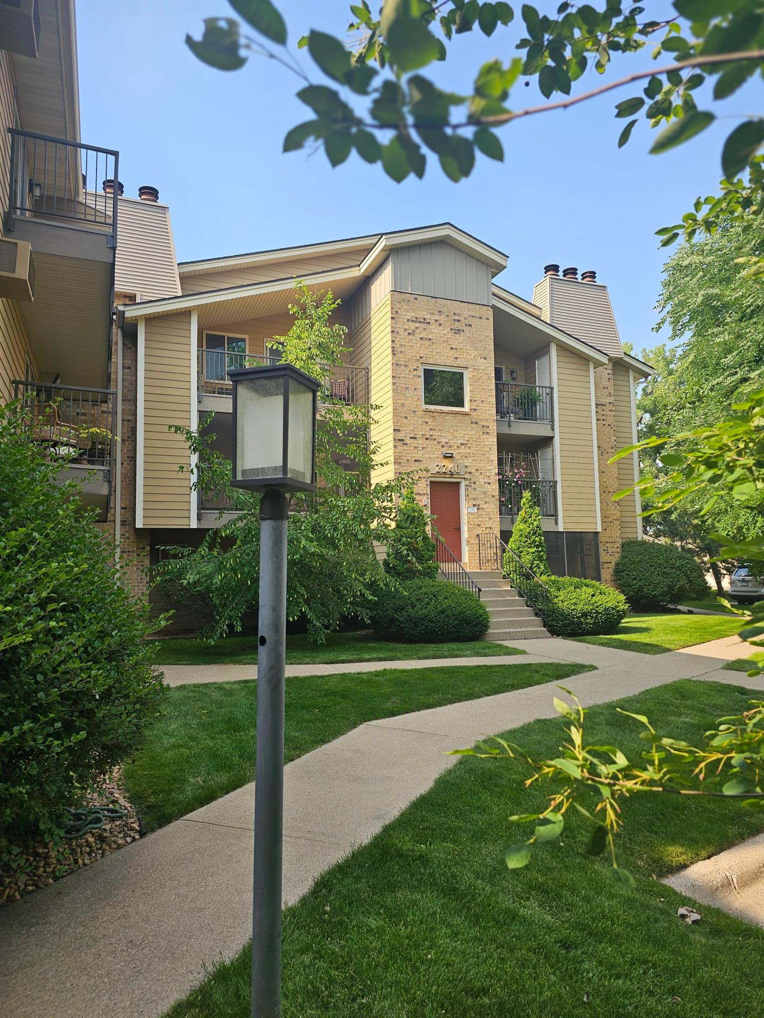 2240 Ridge Drive 33 — photo