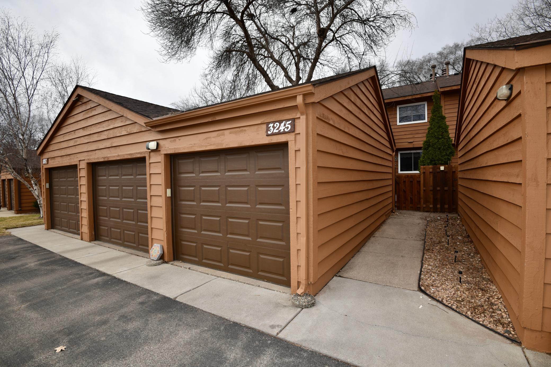 3245 Evergreen Drive — photo