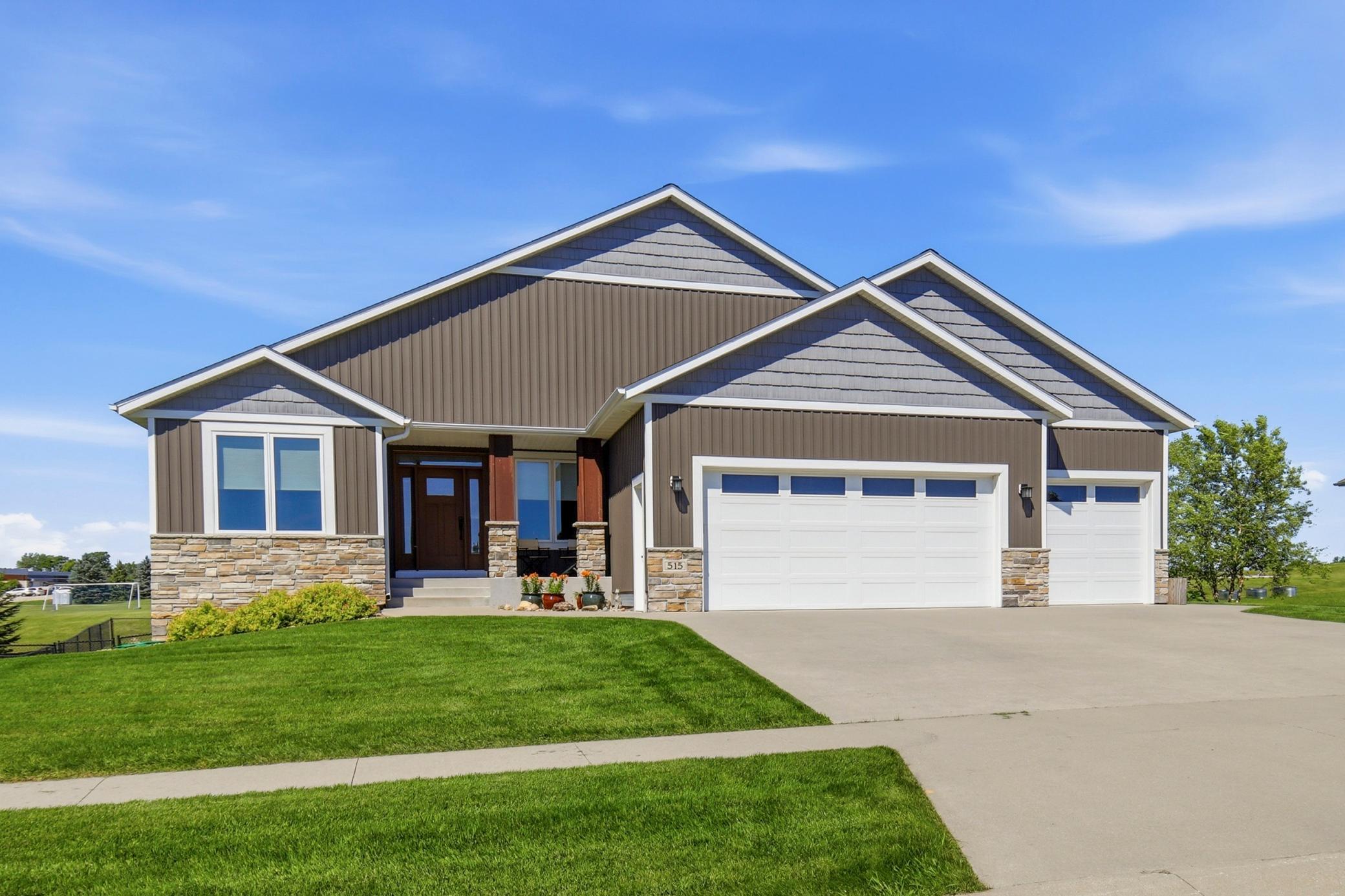 515 21st Place NE — photo