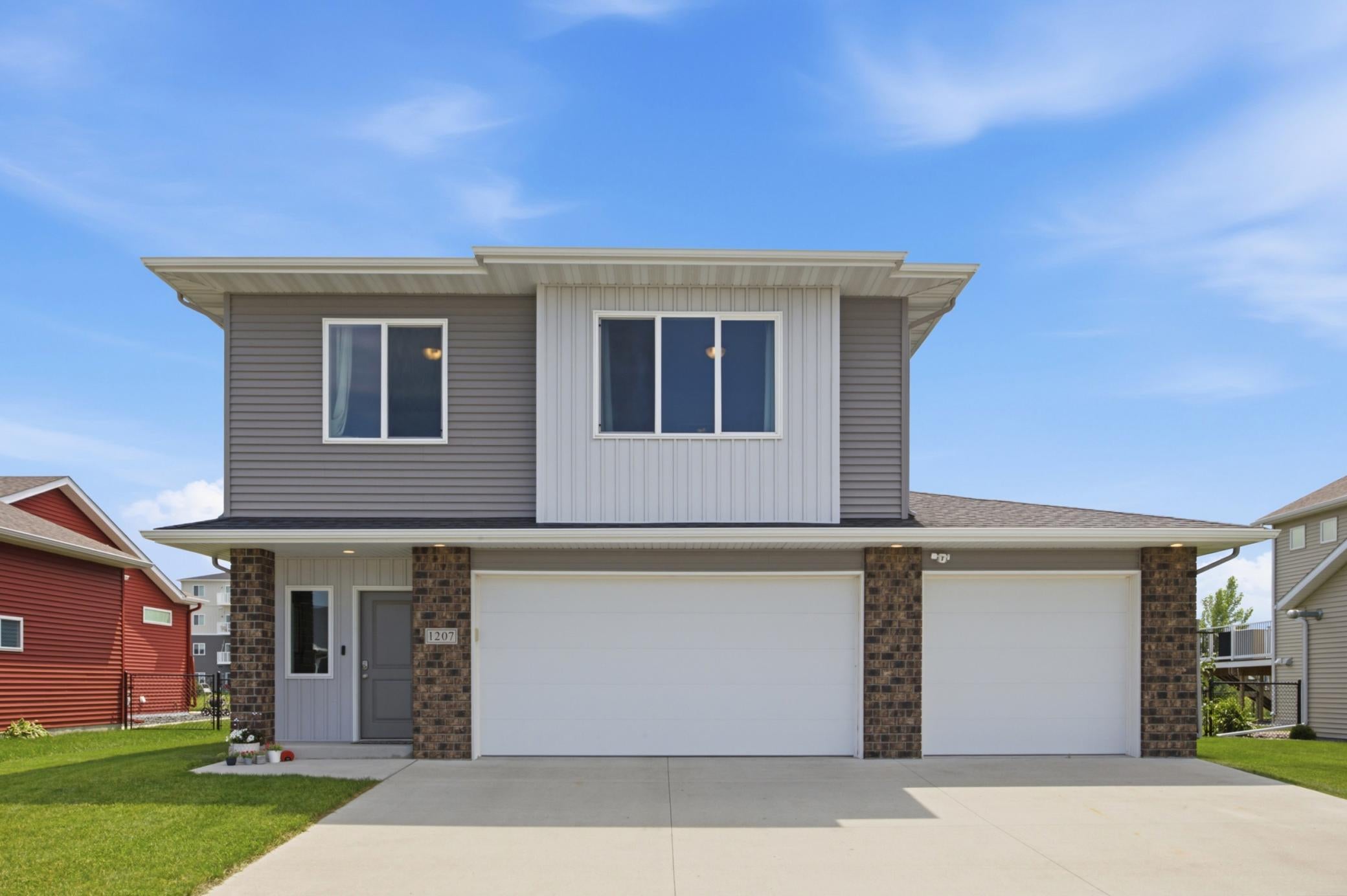 1207 Southwood Drive — photo