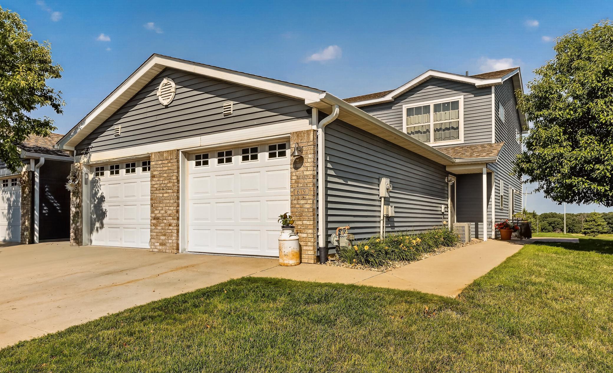 619 Pointe Court SW, Rochester, MN 55902