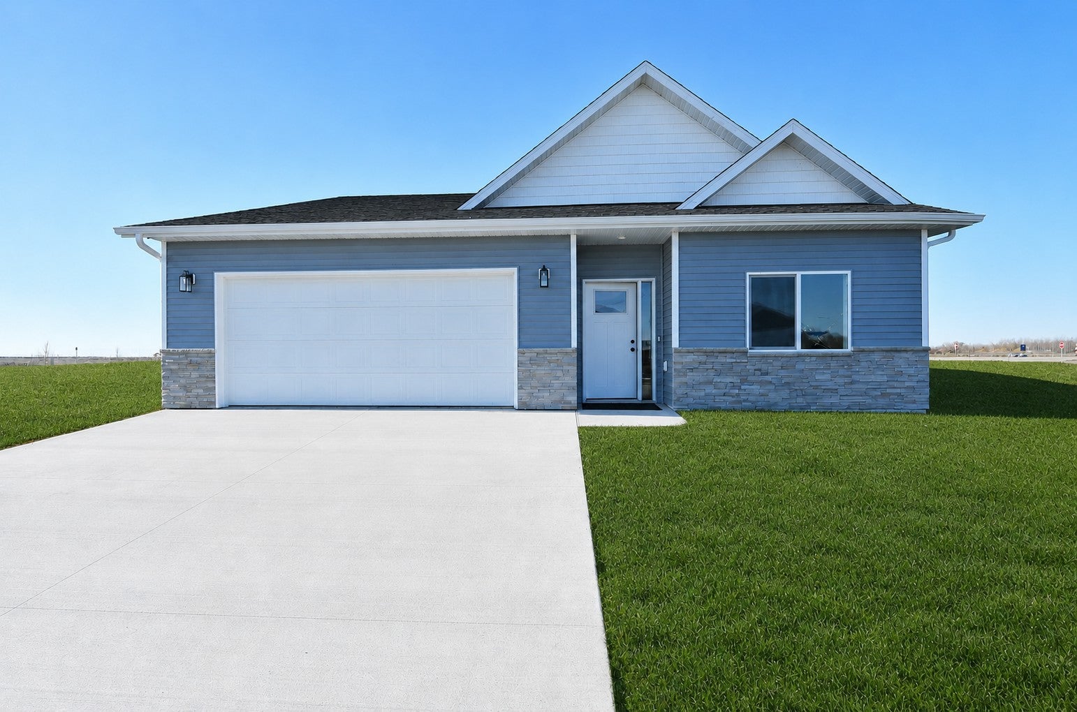 6715 Deer Creek Loop — photo