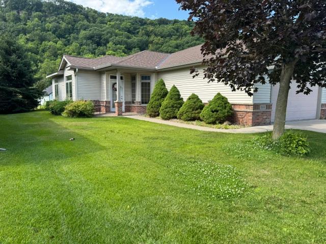 669 Crimson Way — photo