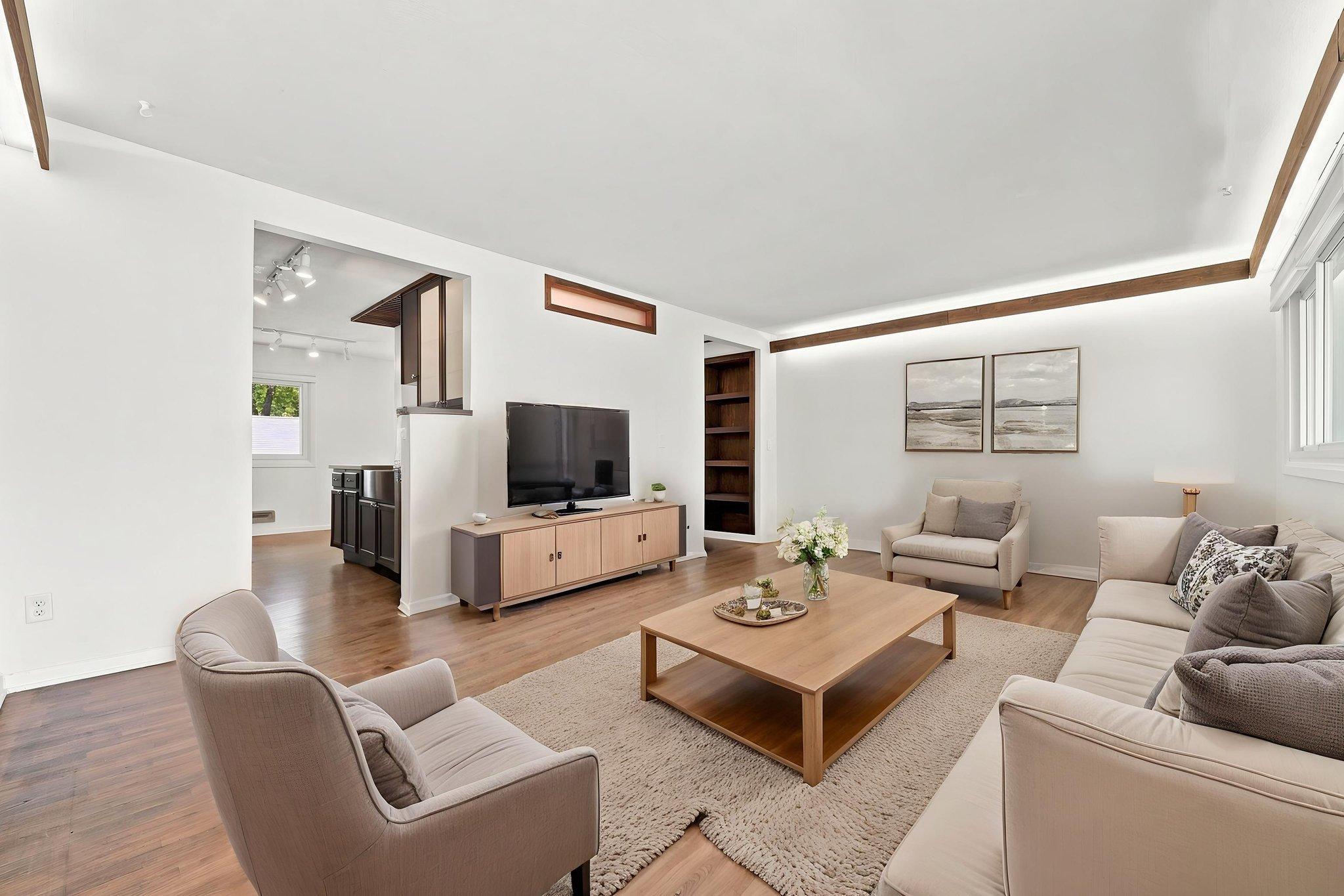 7384 143rd Street Court — photo