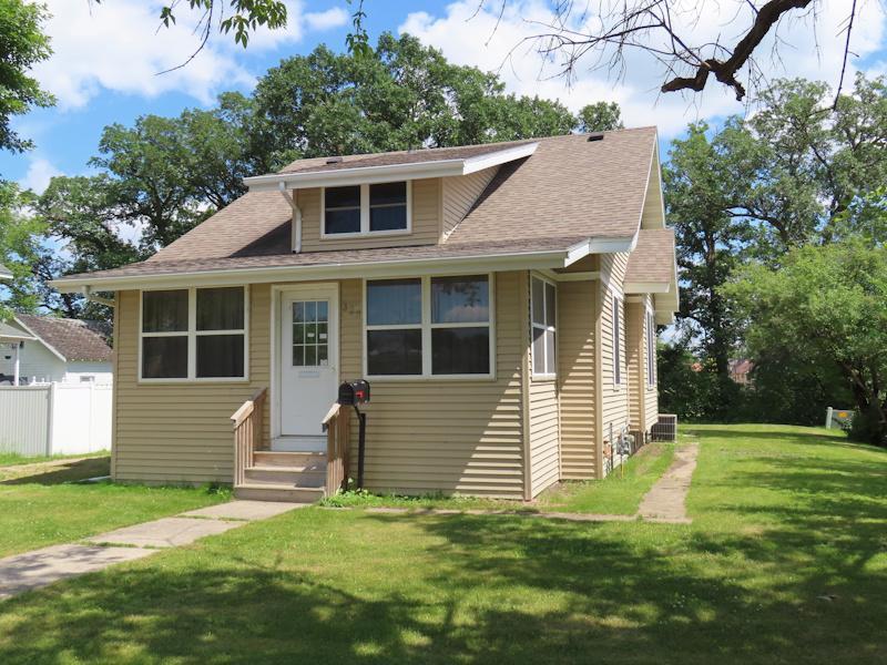 320 Red Lake Boulevard — photo