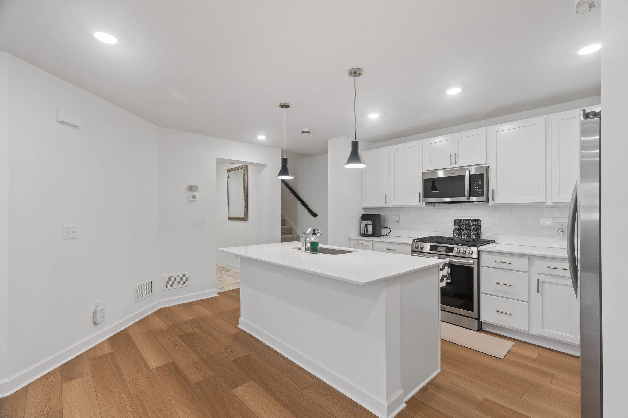 3040 Cedar Street — photo