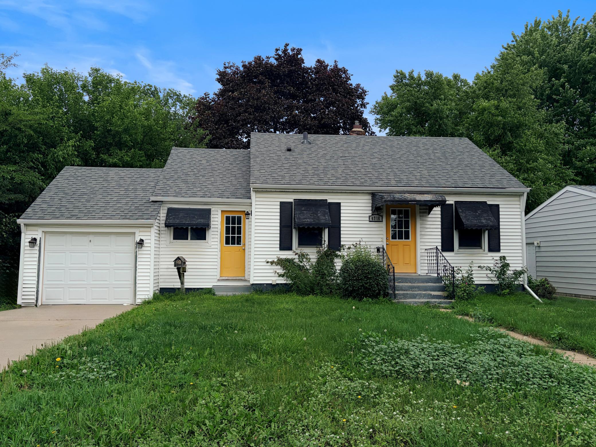 6716 Cedar Lake Road S — photo