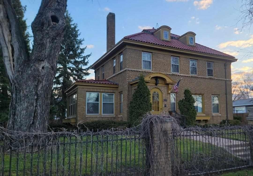 1001 E Howard Street — photo