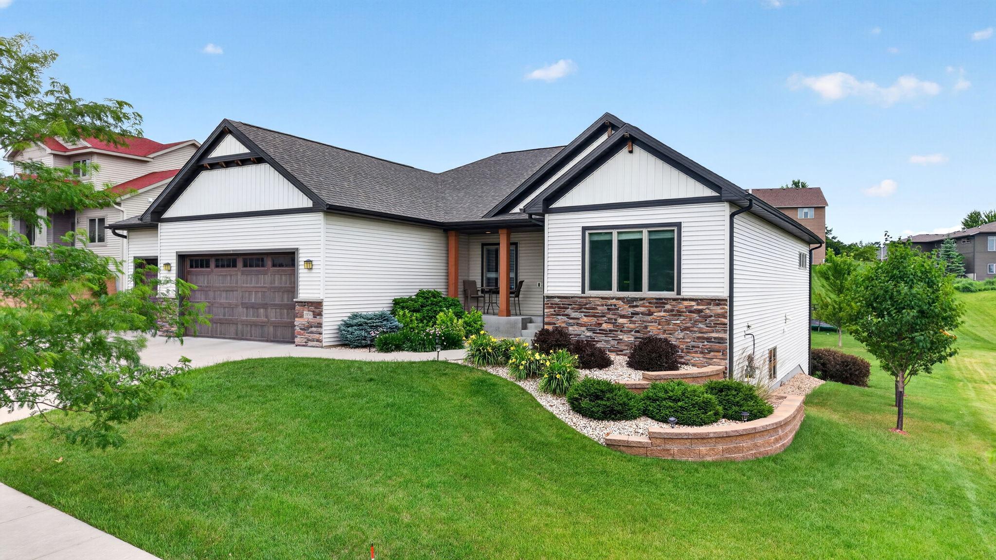 1936 Kerry Drive NE, Rochester, MN 55906 — photo 2