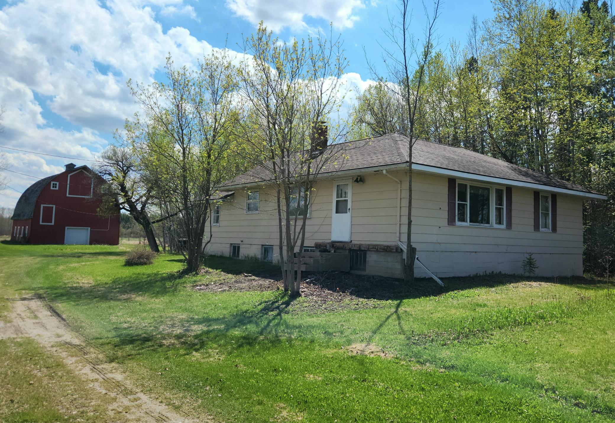 3751 Highway 53 — photo
