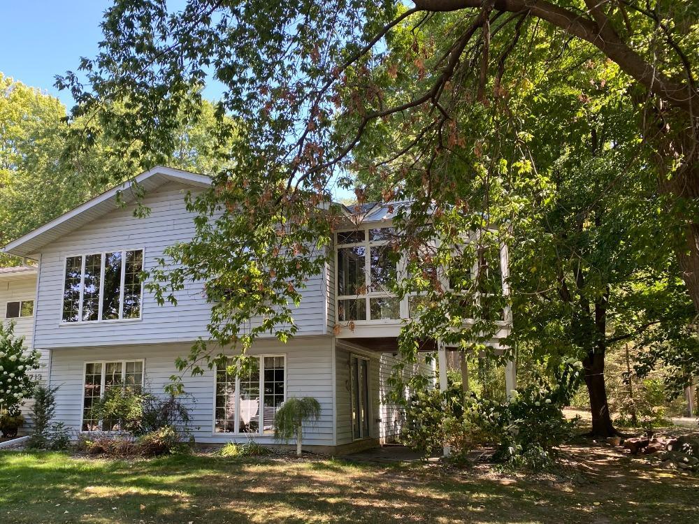 1713 Siewert Street — photo