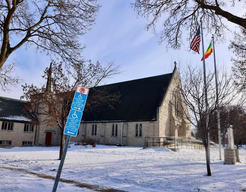 4401 Minnehaha Avenue — photo
