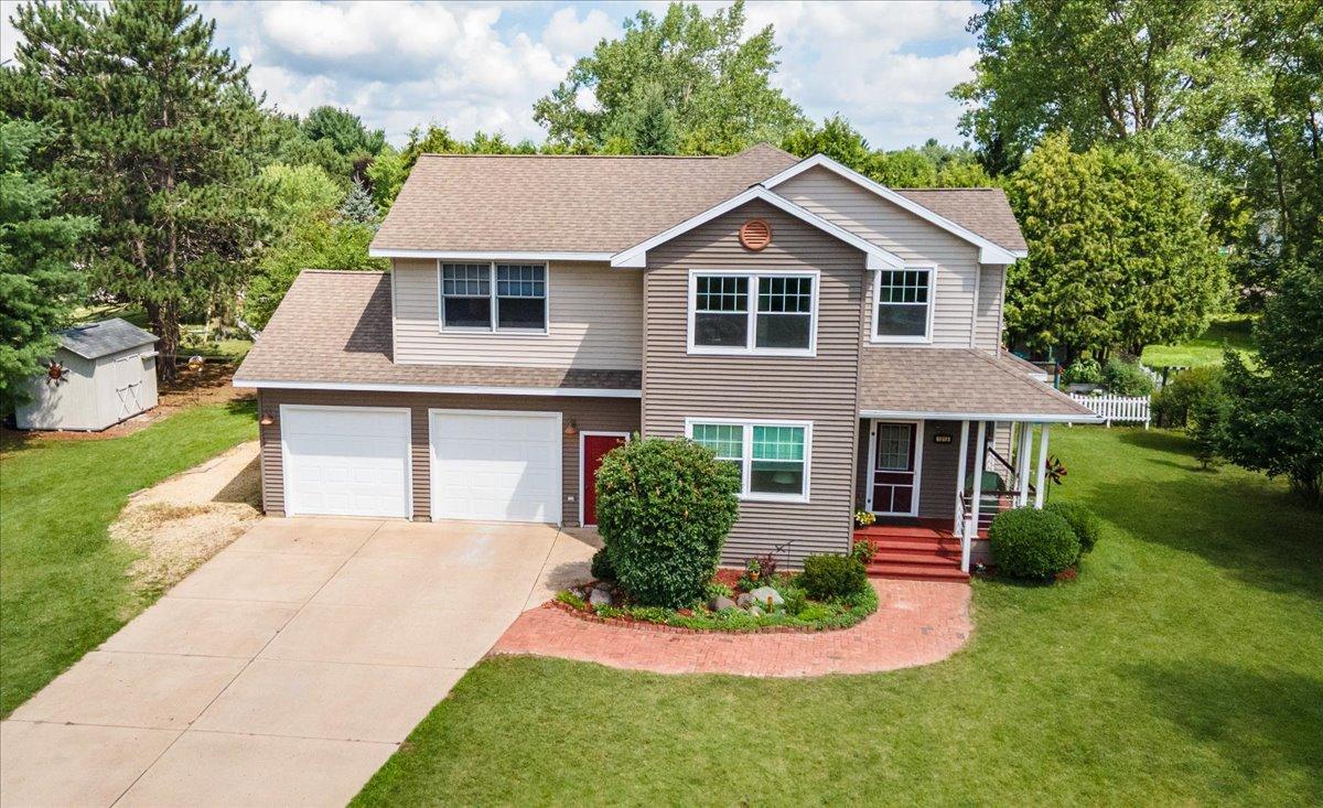 1015 Prairie Circle — photo