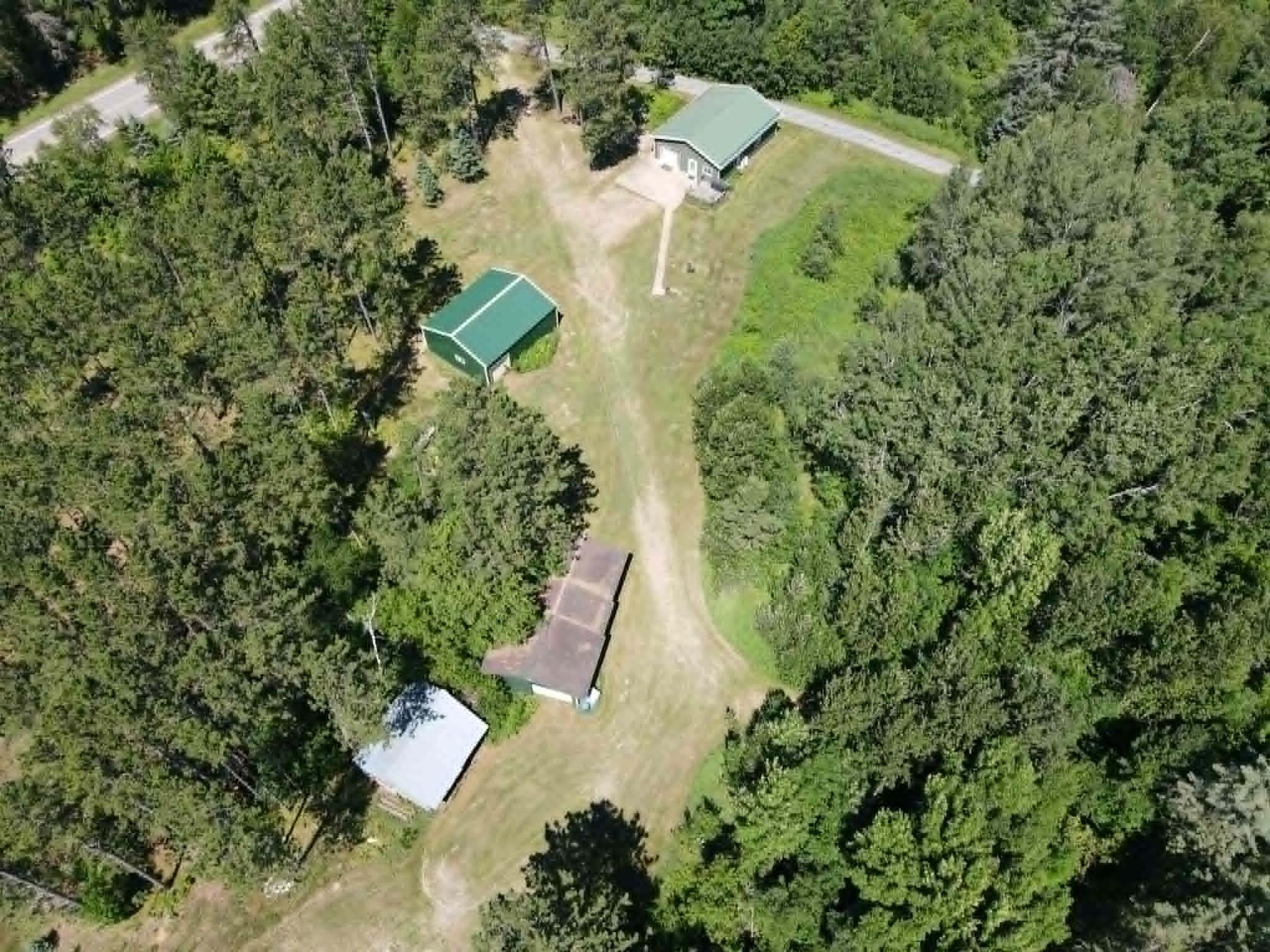 44526 County 3 — photo