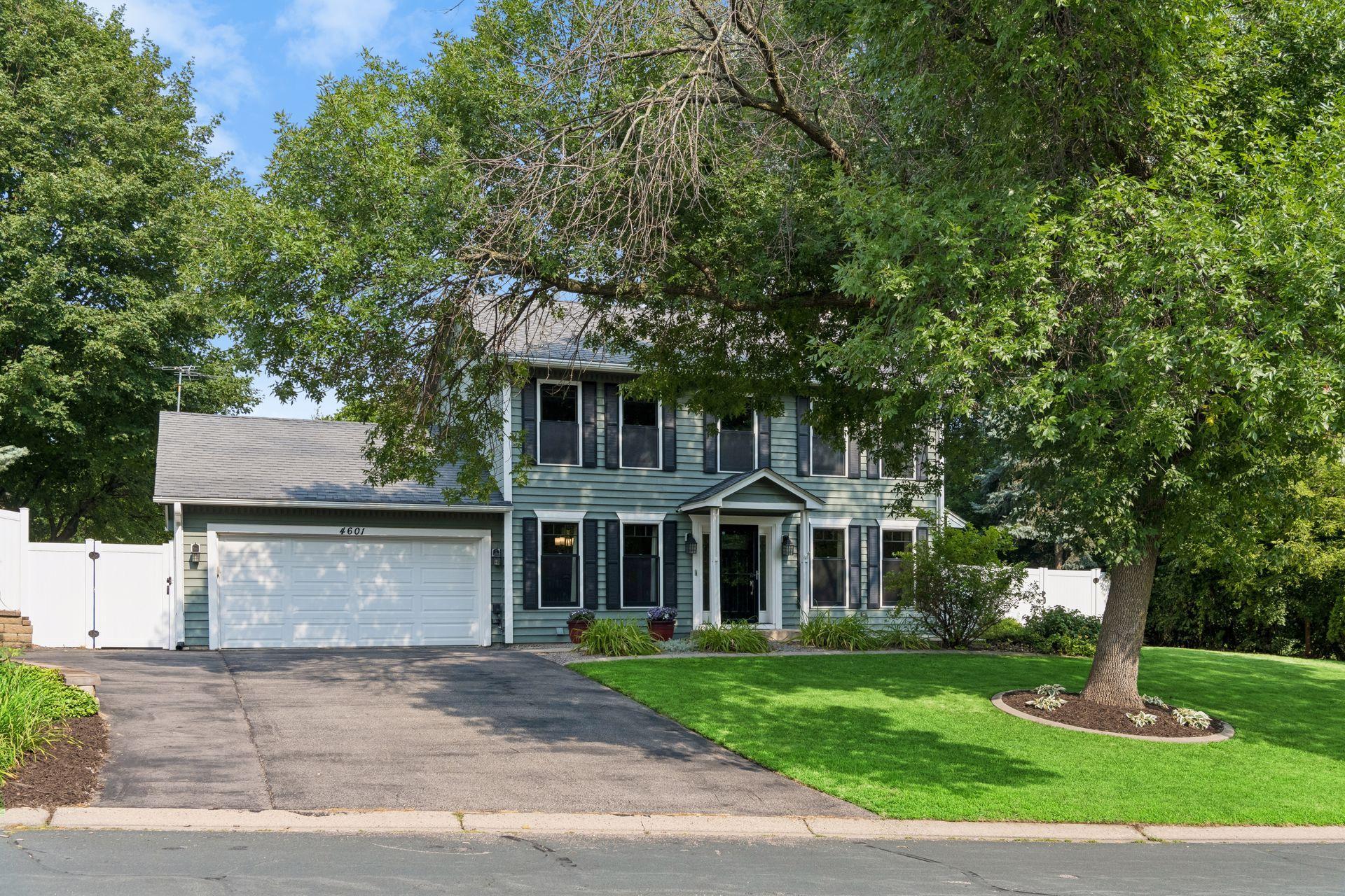 4601 Fairway Hills Drive — photo