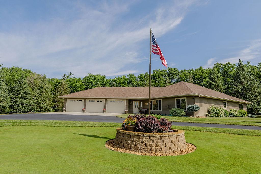 3807 N Eagle Road, Willmar, MN 56201 — photo 2
