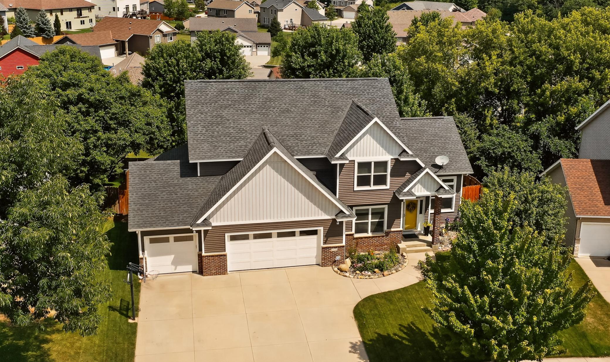 2721 Boulder Ridge Drive NW, Rochester, MN 55901