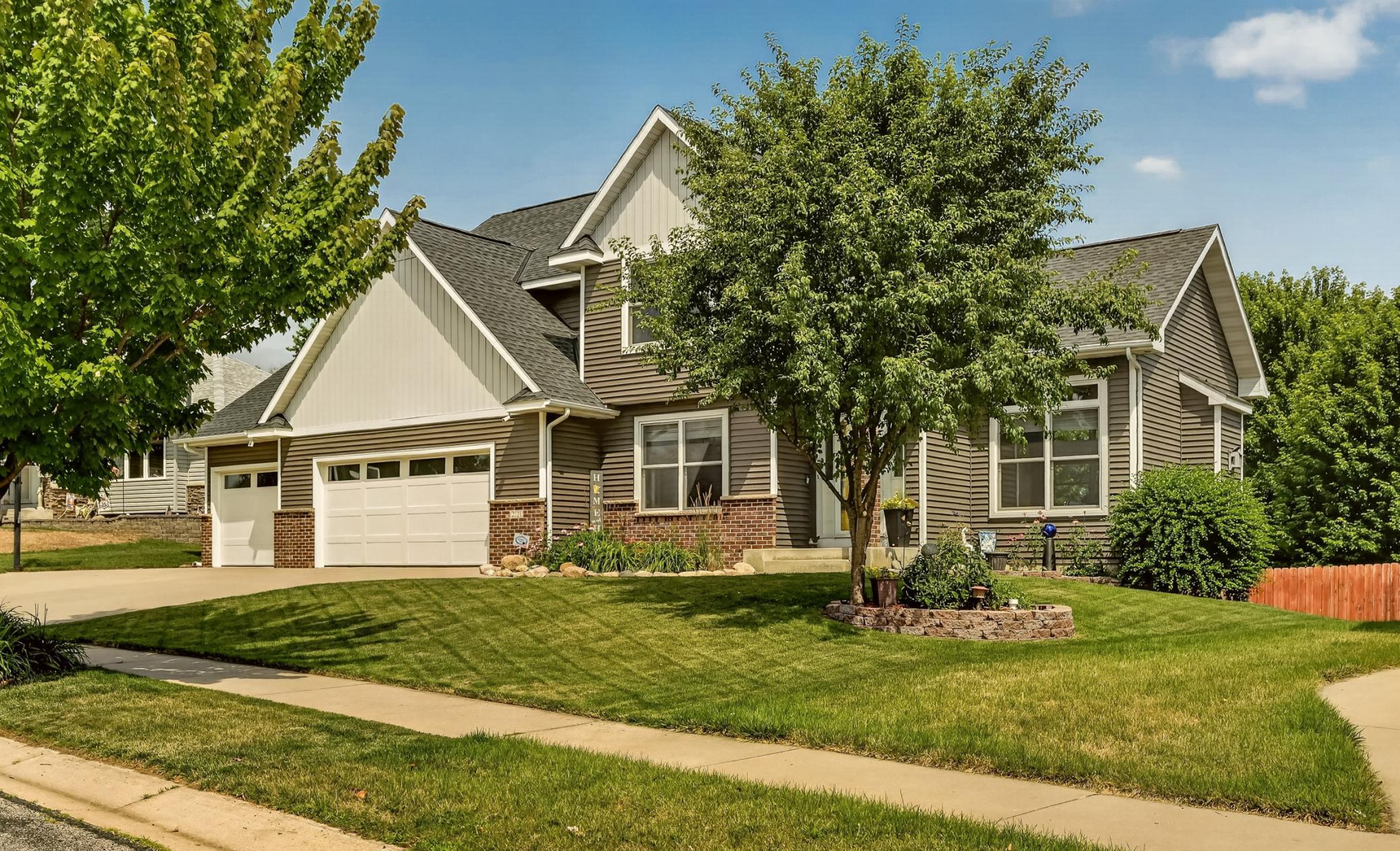 2721 Boulder Ridge Drive NW, Rochester, MN 55901 — photo 2